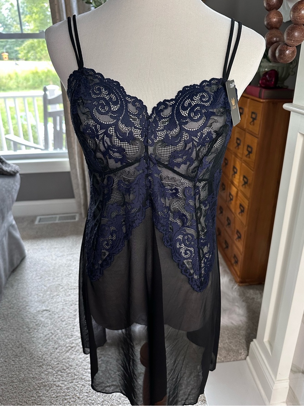 NWT Wacoal Lace Bodice Chemise Size Large